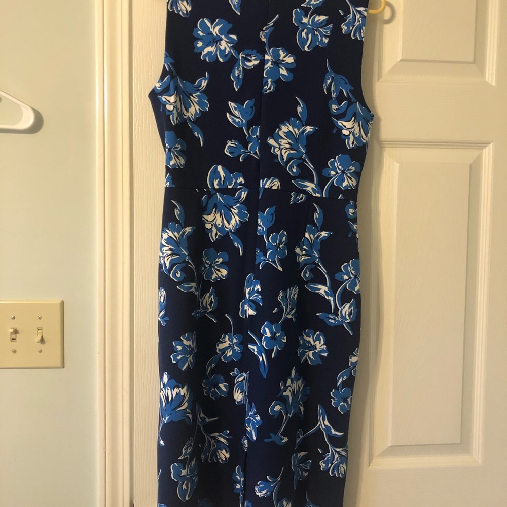 Lands End sleeveless sheath / shift dress. Sz 14